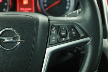 Opel Astra J Sports Tourer 1.4 Turbo ECOTEC 140KM 2011 Opel Astra 1.4 T, Xenon, Klima, Klimatronic, zdjęcie 14