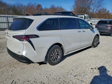 Toyota Sienna III 2024 Toyota Sienna XLE 2024 2.5 Hybryda 245KM, zdjęcie 3