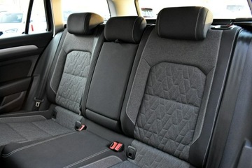 Volkswagen Passat B8 Variant Facelifting 1.5 TSI EVO 150KM 2023 Volkswagen Passat Bezwypadkowy / Salon Polska /, zdjęcie 11