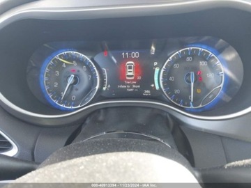 Chrysler Pacifica II 2022 Chrysler Pacifica Touring L 2022 3.6l 3.6 Benzyna 287KM, zdjęcie 8