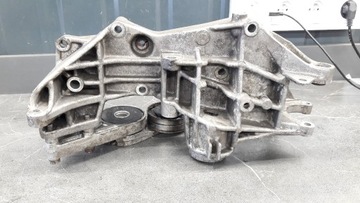 058145523D UCHYCENÍ MOTORU VW PASSAT B5 1.8