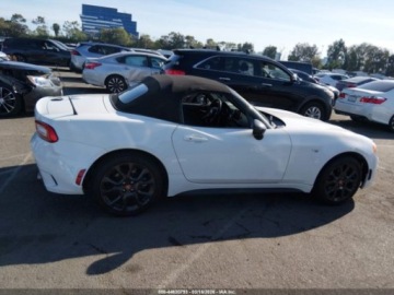 Fiat 124 Spider 2018 Fiat 124 Spider 2018 FIAT 124 SPIDER ABARTH 1.4 Benzyna 164KM, zdjęcie 12