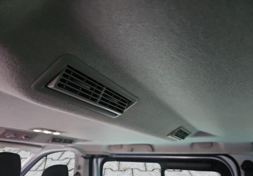 Renault Trafic III Combi 2.0 dCi  150KM 2023 Renault Trafic 1WL. FV23 SalonPL 9os. Grupa Adamowscy 2.0 Diesel 150KM, zdjęcie 25