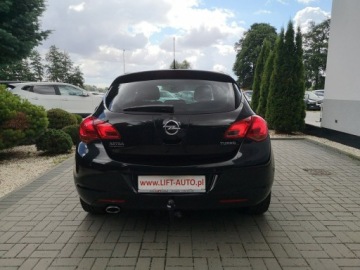 Opel Astra J Hatchback 5d 1.4 Turbo ECOTEC 140KM 2012 Opel Astra 1.4 16v 140KM Klima Tempomat Sensory, zdjęcie 6