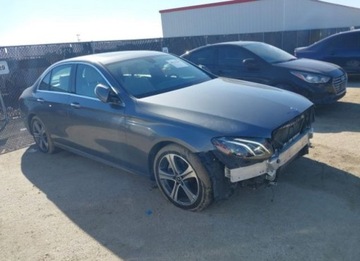 Mercedes Klasa E W213 2018 Mercedes-Benz Klasa E 2018, 2.0L, od ubezpieczalni 2.0 Benzyna 241KM, zdjęcie 5