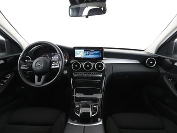 Mercedes Klasa C W205 Kombi Facelifting 2.0 220d 194KM 2019 Mercedes C 220 Avantgarde automat 194KM navi, zdjęcie 14