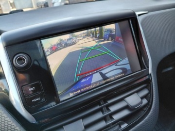 Peugeot 2008 I SUV Facelifting 1.2 PureTech 110KM 2016 Peugeot 2008 Panorama Navi Klimatronik Alu PDC Hak 1.2 Benzyna 110KM, zdjęcie 8