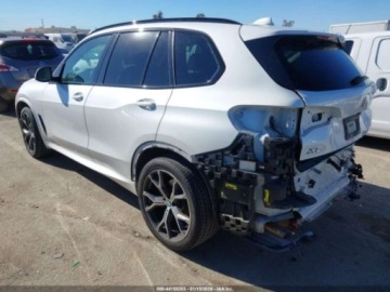 BMW X5 G05 2021 BMW X5 sDrive40i 2021 3.0 Benzyna 335KM, zdjęcie 3