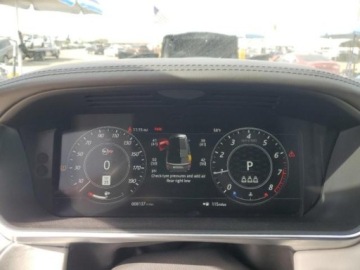 Land Rover Range Rover Sport II SUV Facelifting 5.0L V8 S/C 575KM 2022 Land Rover Range Rover Sport 2022, 5.0L, 4x4, SVR, od ubezpieczalni 5.0, zdjęcie 9