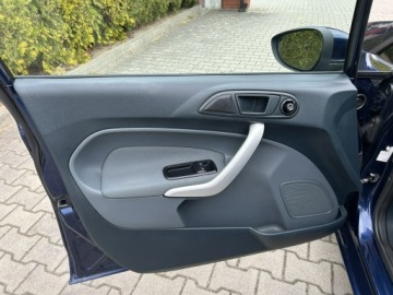 Ford Fiesta VII Hatchback 5d 1.6 Duratorq TDCi DPF 95KM 2010 Ford Fiesta 1.6 TDCi zadbana, zdjęcie 19