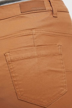 MOODO Woskowane spodnie o dopasowanym kroju Z-SP-3611 CARAMEL; XS