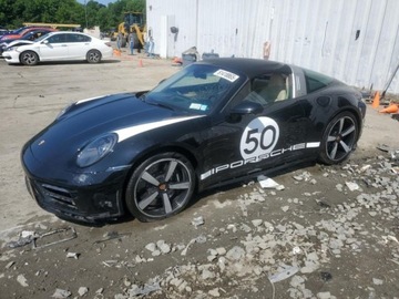 Porsche 911 992 2021 Porsche 911 2021 Porsche 911 TARGA 4S 3.0 Benzyna 443KM, zdjęcie 2