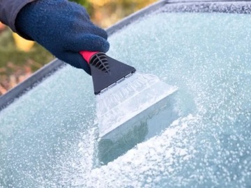 СКРЕБОК ДЛЯ ОКОН АВТОМОБИЛЯ С КРАСНОЙ ПЕРЧАТКОЙ