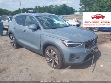 Volvo XC40 2023