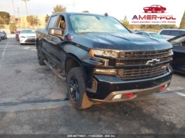 Chevrolet Silverado II 2021 Chevrolet Silverado 2021r., 4x4, 5.3L 5.3 Benzyna 355KM
