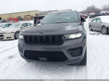 Jeep Grand Cherokee V 2024 Jeep Grand Cherokee Altitude x, 2024r., 4X4, 3.6L 3.6 Benzyna 293KM, zdjęcie 4