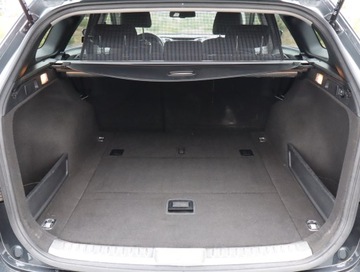 Hyundai i40 Kombi Facelifting 1.7 CRDi 141KM 2016 Hyundai i40 1.7 CRDi, Salon Polska, Serwis ASO, zdjęcie 13