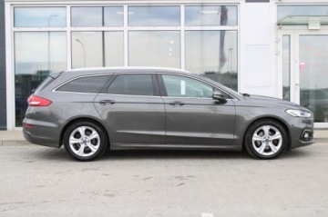 Ford Mondeo V Kombi Facelifting 2.0 EcoBlue 150KM 2020 FORD Mondeo TITANIUM, zdjęcie 4