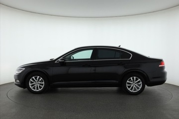 Volkswagen Passat B8 Limousine 1.8 TSI BlueMotion Technology 180KM 2017 VW Passat 1.8 TSI, Salon Polska, VAT 23%, Navi, zdjęcie 2