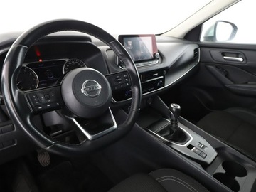 Nissan Qashqai III Crossover 1.3 DIG-T MHEV 140KM 2022 Nissan Qashqai MHEV Automatyczna klimatyzacja, zdjęcie 13