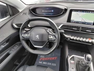 Peugeot 3008 II Crossover 1.2 PureTech 130KM 2019 Peugeot 3008 Full LED Navi Kamera Klimatronik Sensor 1.2 Benzyna 130KM, zdjęcie 19