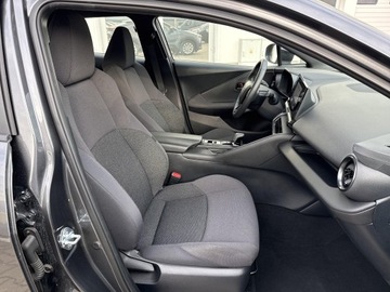 Toyota C-HR II SUV 1.8 Hybrid 140KM 2024 Toyota C-HR 1.8 Hybrid Comfort 1.8 Hybrid Comfort, zdjęcie 7