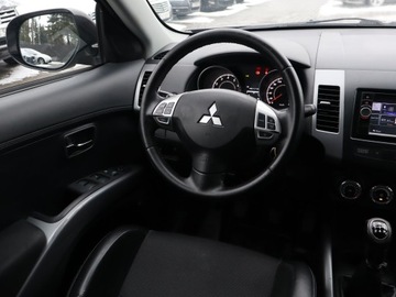 Mitsubishi Outlander III SUV 2.0 DOHC MIVEC 147KM 2012 Mitsubishi Outlander 2.0, Salon Polska, Skóra, zdjęcie 6
