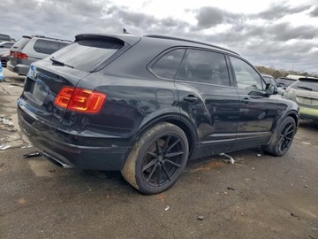 Bentley Bentayga 2017 Bentley Bentayga 2017 6.0 Benzyna 600KM, zdjęcie 3