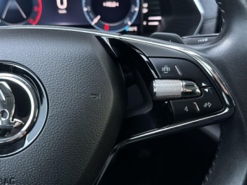 Skoda Octavia IV Liftback 2.0 TDI SCR 200KM 2022 Skoda Octavia 2.0TDI 200KM 4x4 Style DSG l LED Mat, zdjęcie 19