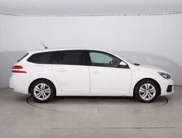 Peugeot 308 II SW Facelifting 1.5 BlueHDI 130KM 2018 Peugeot 308 1.5 BlueHDi, Salon Polska, Serwis ASO, zdjęcie 5