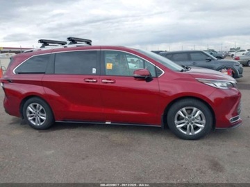 Toyota Sienna III 2023 Toyota Sienna Limited 2023 2.5l 2.5 Hybryda 189KM, zdjęcie 6