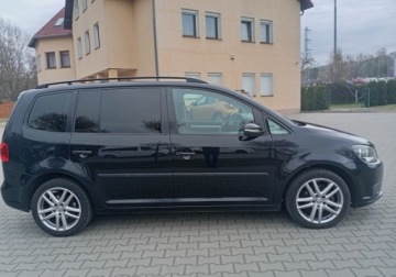 Volkswagen Touran II 1.6 TDI 105KM 2011 Volkswagen Touran Zarejestrowany - ubezpieczony - automat - 1,6 - 105 1.6, zdjęcie 6