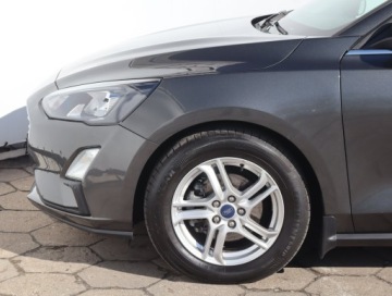 Ford Focus IV Hatchback 1.5 EcoBlue 120KM 2021 Ford Focus 1.5 EcoBlue, Salon Polska, zdjęcie 13