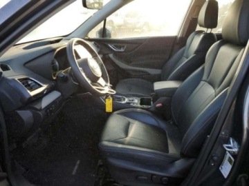 Subaru 2023 Subaru Forester 2023, 2.5L, 4x4, LIMITED, po gradobiciu 2.5 Benzyna 182KM, zdjęcie 7