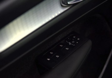 Volvo XC40 Crossover 2.0 D3 150KM 2020 Volvo XC 40 Automat_Podgrzewane fotele_ 2.0 Diesel 150KM, zdjęcie 19