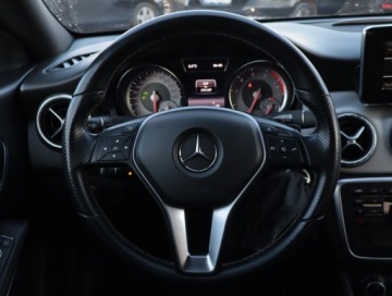 Mercedes CLA C117 Coupe 2.0 250 211KM 2013 Mercedes CLA 250, Salon Polska, Automat, Skóra, zdjęcie 17