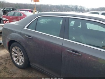 Chrysler 300C II 2020 Chrysler 300 Touring 2020 3.6 Benzyna 292KM, zdjęcie 5