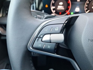 Skoda Superb III Kombi Facelifting 2.0 TDI SCR 150KM 2024 Skoda Superb LaurinKlement Matrix Panorama Navi Head-up Canton Hak FV, zdjęcie 13