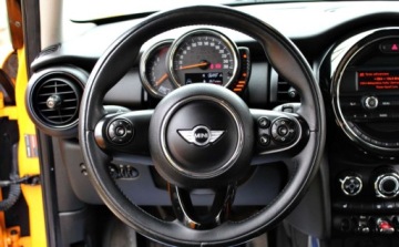 Mini One II 2015 MINI ONE 1.2 i Podgrzewane fotele Tempomat 1 rok gwarancji w cenie, zdjęcie 20