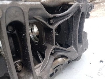 BLOK MOTORU MERCEDES W204 212 2.2 CDI R6510110701