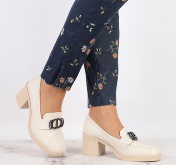 Beżowe mokasyny na obcasie i platformie półbuty eleganckie Jezzi r.39