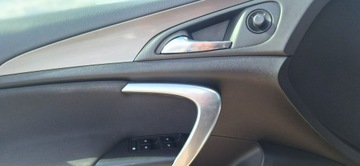 Opel Insignia I Sedan 1.8 Twinport ECOTEC 140KM 2009 Opel Insignia climatronic, zdjęcie 15