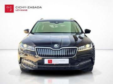 Skoda Superb III Kombi Plug-In Hybrid 1.4 TSI Plug-In-Hybrid 218KM 2021 Skoda Superb Style Combi IV Plug-In Hak Kessy Matrix NaviColumbus 19 ASO, zdjęcie 1