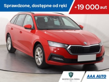 Skoda Octavia IV Scout 1.5 TSI ACT 150KM 2021 Skoda Octavia 1.5 TSI, Salon Polska