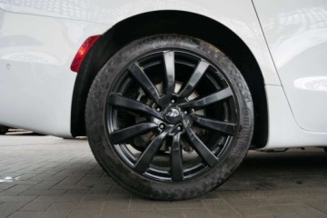 Chrysler Pacifica II 3.6 V6 Hybrid 264KM 2022 Chrysler Pacifica 3.6LHybrydaWersjaS, FamilyCam Wentyl Cam360 RadarPanoram, zdjęcie 36
