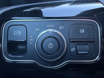 Mercedes Klasa A W177/V177 Hatchback 1.3 200 163KM 2019 Mercedes-Benz Klasa A 1.3 Benzyna 163KM, zdjęcie 24