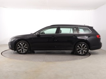 Volkswagen Passat B8 Variant Facelifting 1.5 TSI EVO 150KM 2023 VW Passat 1.5 TSI, Salon Polska, 1. Właściciel, zdjęcie 2