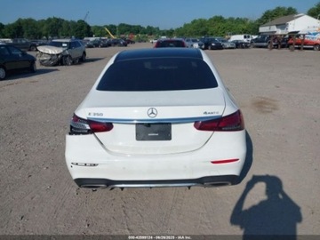 Mercedes Klasa E W213 2021 Mercedes-Benz Klasa E E350 4matic 2.0 Benzyna 255KM, zdjęcie 8