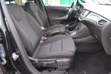 Opel Astra K Sports Tourer 1.4 Turbo 125KM 2019 Opel Astra Sports Tourer z Niemiec,Opłacona, zdjęcie 8