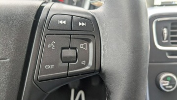 Volvo V60 I Kombi Facelifting 2.0 D2 DRIVE-E 120KM 2015 Volvo V60 2.0D 120PS OPŁACONY Bezwypadkowy Serwis, zdjęcie 26